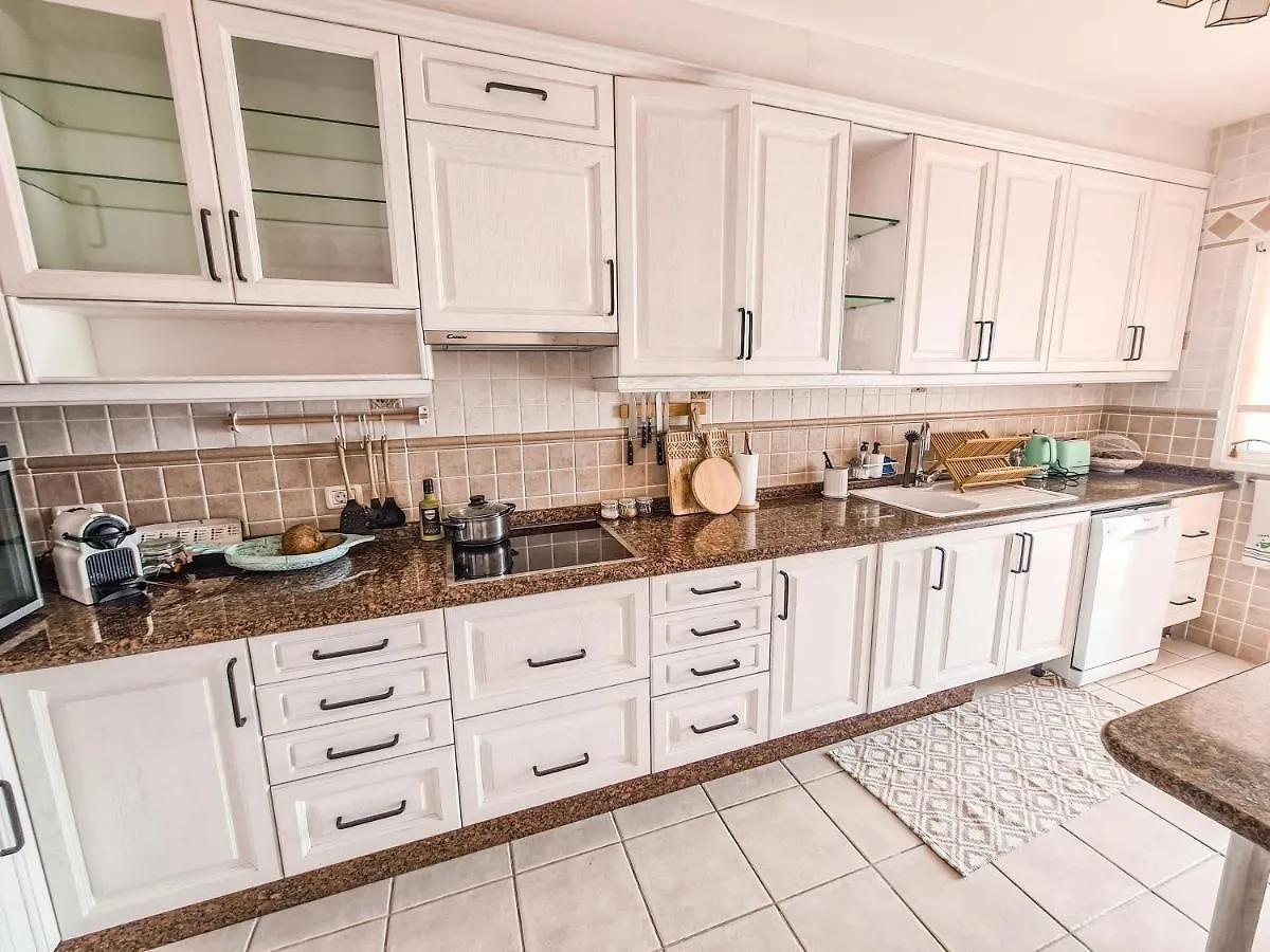 Oceanview Boutique House, 125 Sqm, Parking, Sunset Rooftop Costa Adeje  0*, Costa Adeje (Tenerife) Spain