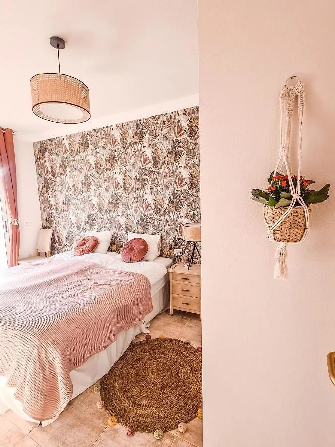 Holiday home Oceanview Boutique House, 125 Sqm, Parking, Sunset Rooftop Costa Adeje