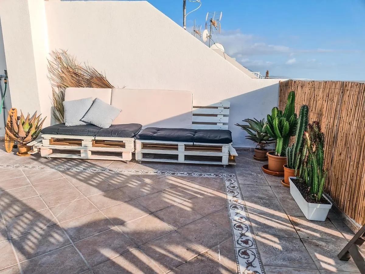 Prázdninový dům Oceanview Boutique House, 125 Sqm, Parking, Sunset Rooftop Costa Adeje  Španělsko