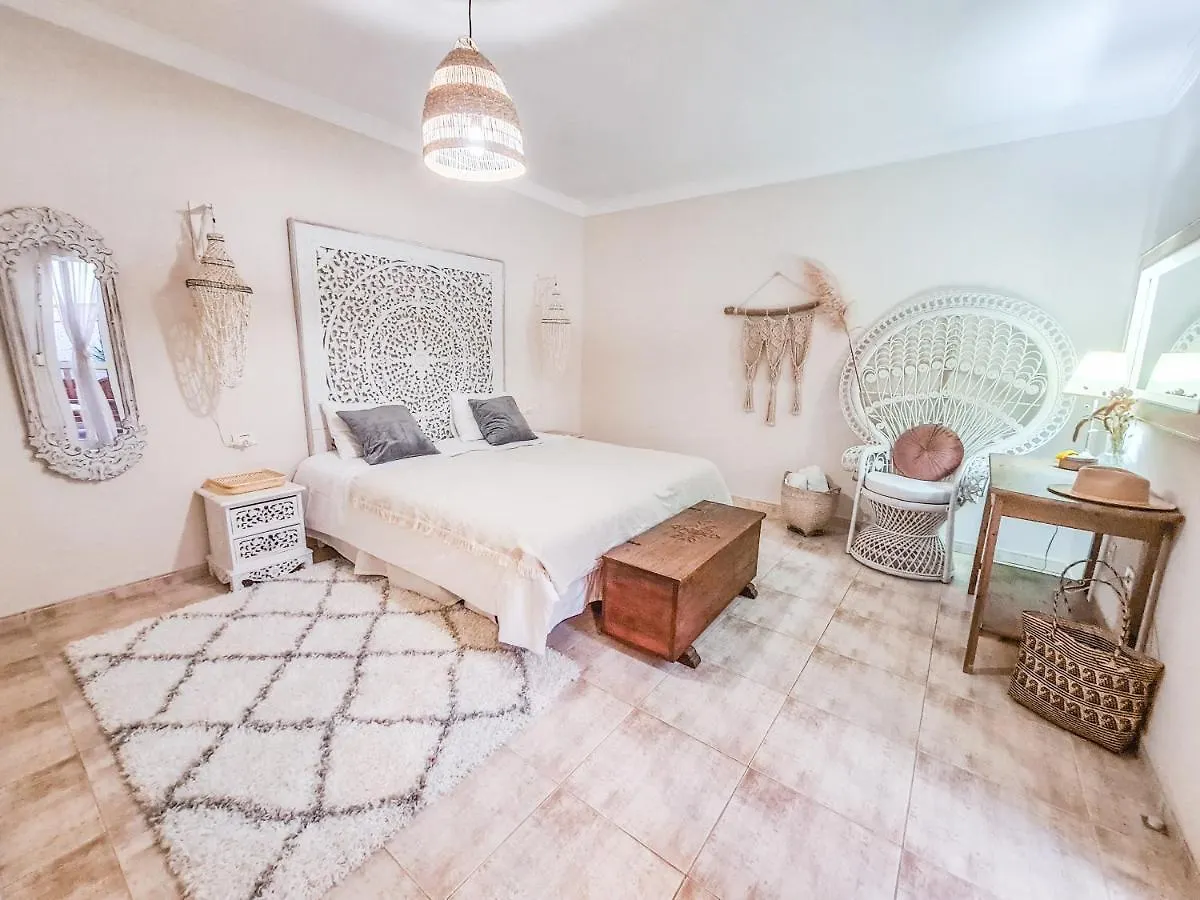 Prázdninový dům Oceanview Boutique House, 125 Sqm, Parking, Sunset Rooftop Costa Adeje