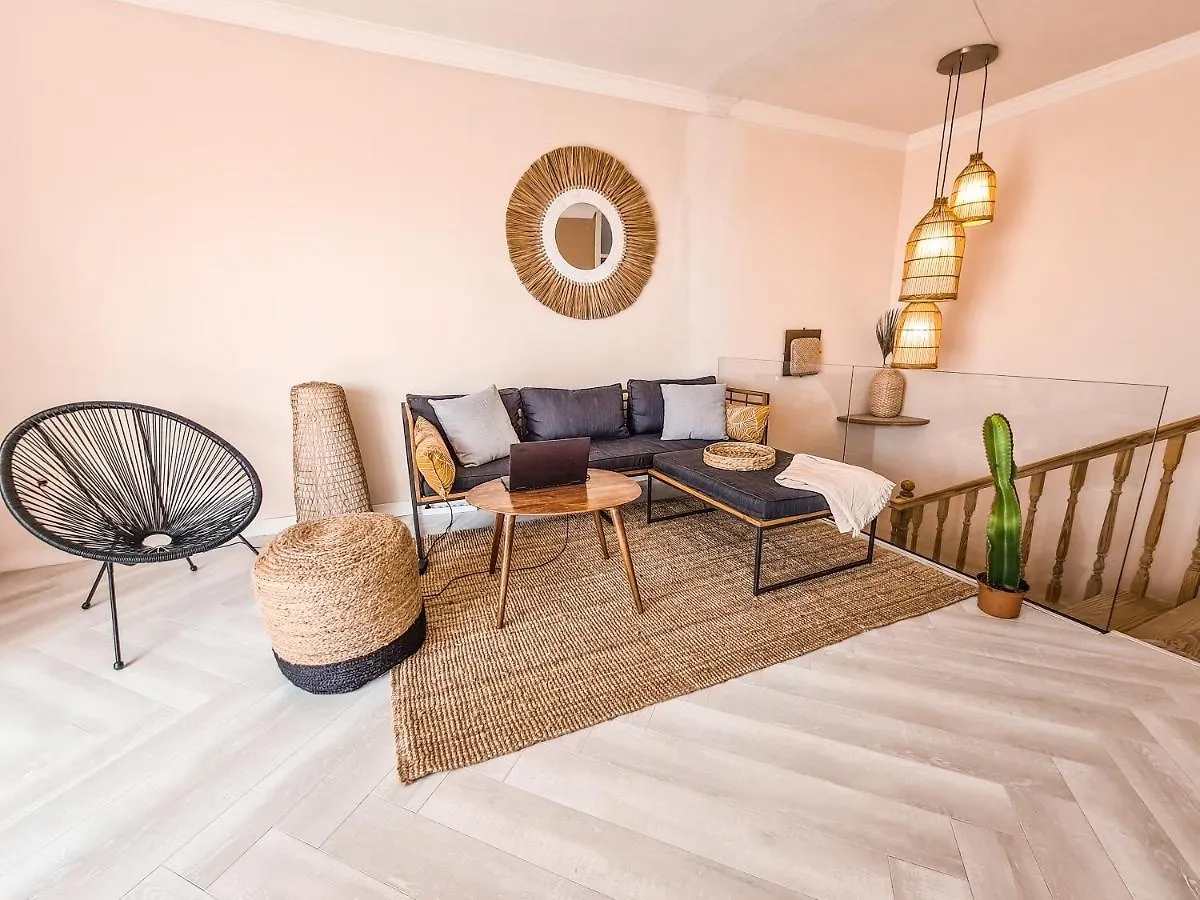 Oceanview Boutique House, 125 Sqm, Parking, Sunset Rooftop Costa Adeje  Holiday home