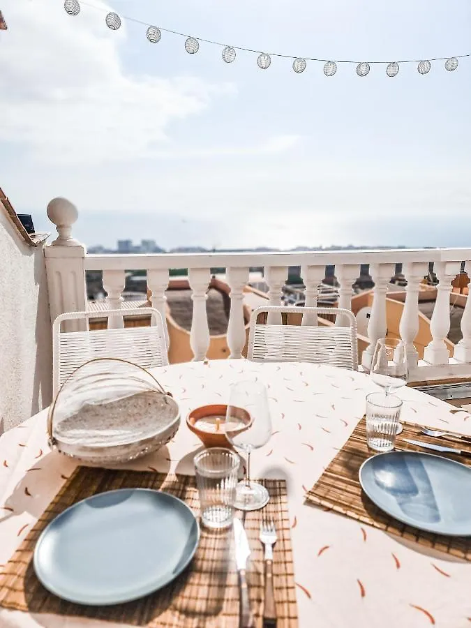 Oceanview Boutique House, 125 Sqm, Parking, Sunset Rooftop Costa Adeje  Holiday home